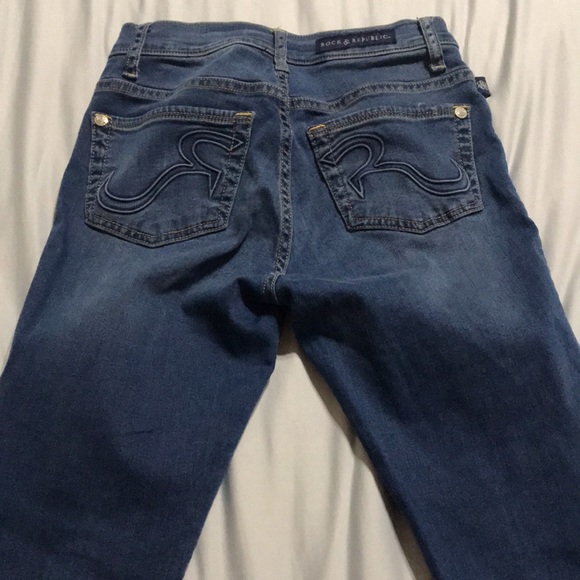 Rock & Republic jeans. Size 2 - Picture 3 of 4